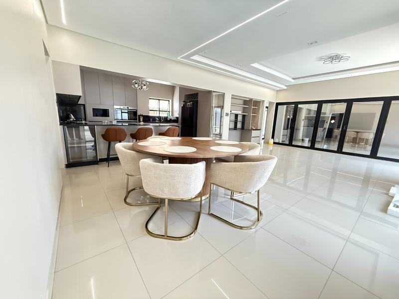5 Bedroom Property for Sale in Tafelzicht Western Cape